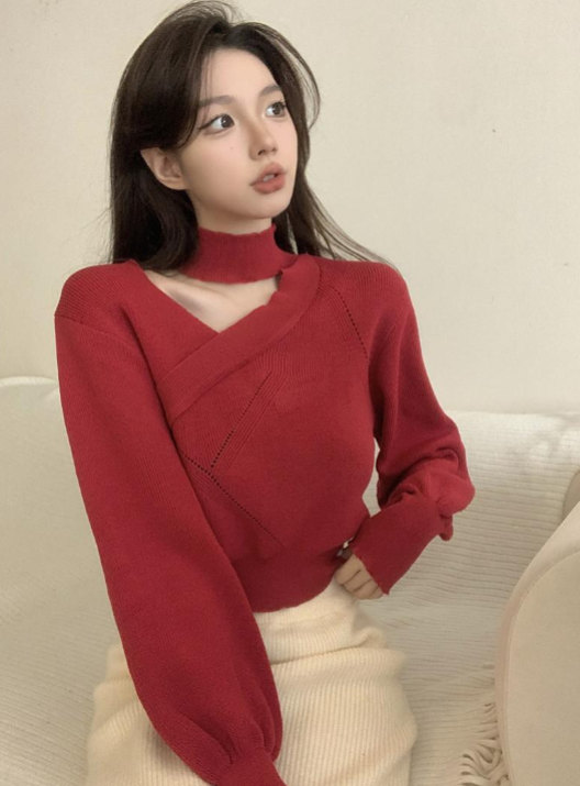 Low Neck Fashion Sweater